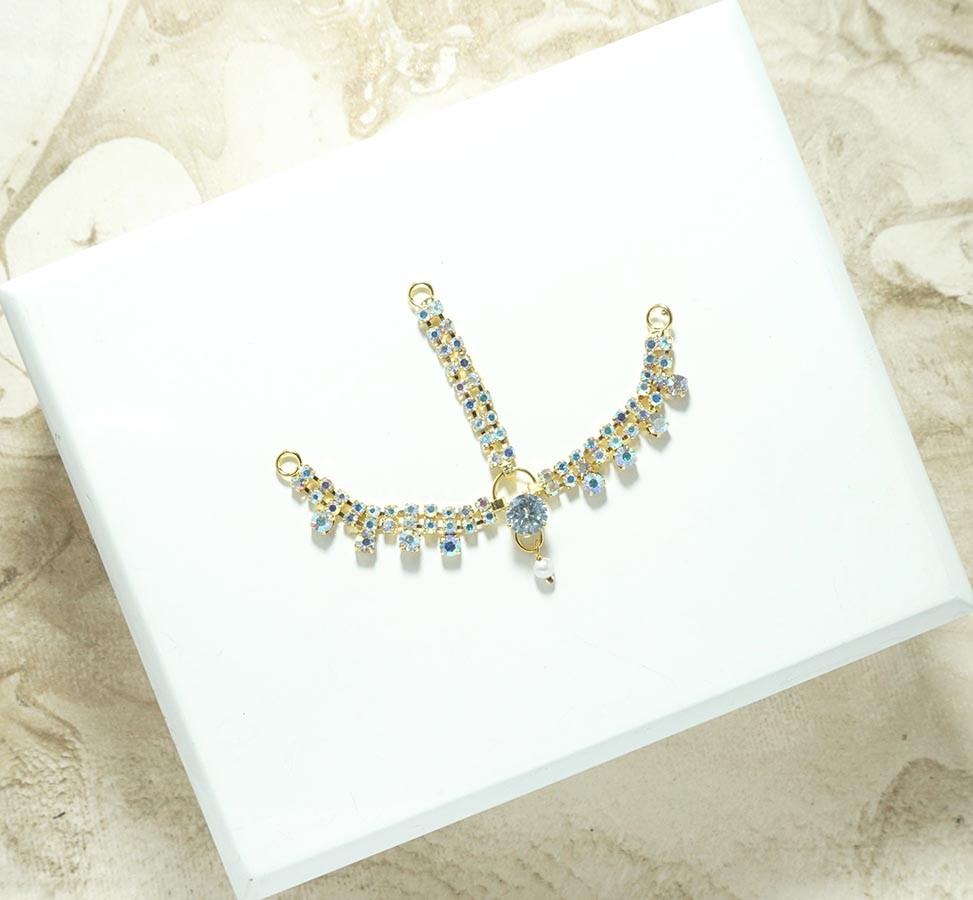 Golden White Stone Work Chandrika With Tika